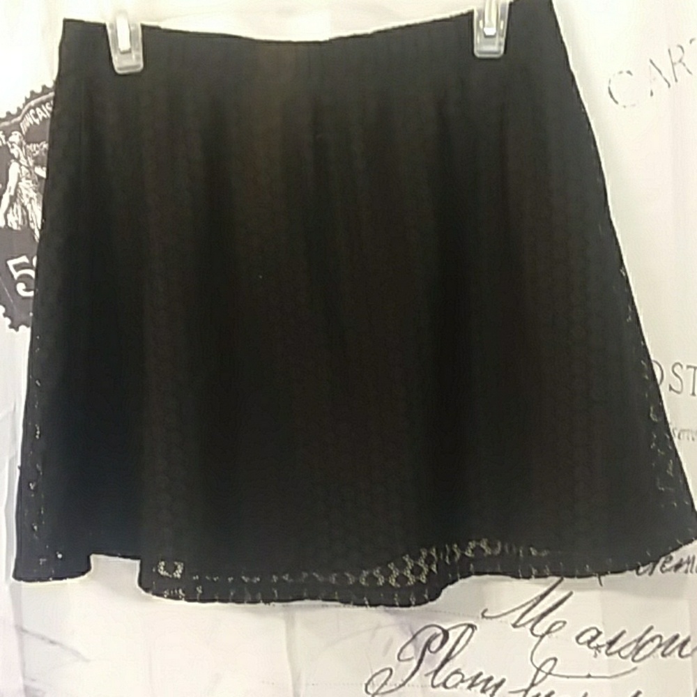 Cute black mesh mini!